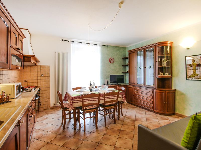 23766700-Ferienwohnung-5-Mezzana-800x600-1