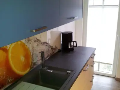 Kochbereich. moderne Einbauküche Ansicht 1