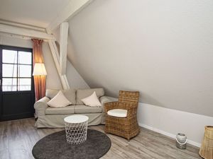 23098301-Ferienwohnung-2-Middelhagen-300x225-5