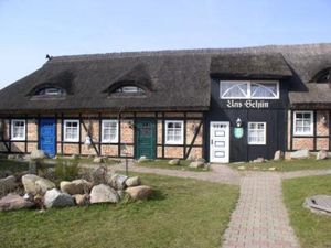 8681099-Ferienwohnung-4-Middelhagen-300x225-4