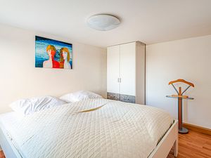 23949165-Ferienwohnung-4-Middelhagen-300x225-4