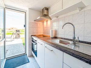 23949164-Ferienwohnung-4-Middelhagen-300x225-4