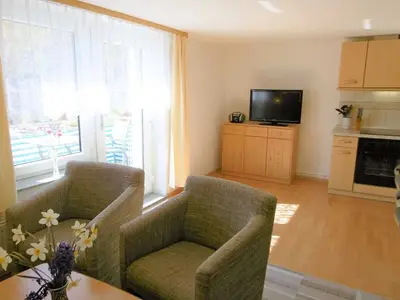 Ferienwohnung für 4 Personen (80 m²) in Middelhagen 8/10