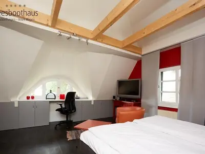 Wohnung 1 (Zeesboothaus)-9