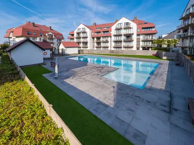 PoolOfHouse