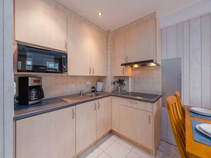 23672000-Ferienwohnung-4-Middelkerke-300x225-5