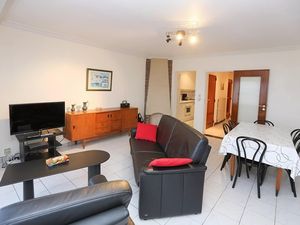 23894042-Ferienwohnung-6-Middelkerke-300x225-3