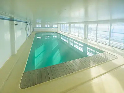 PoolOfHouse