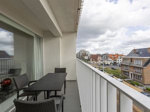 24043373-Ferienwohnung-4-Middelkerke-300x225-4