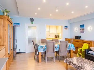 DiningRoom
