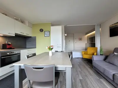 DiningRoom
