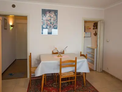DiningRoom