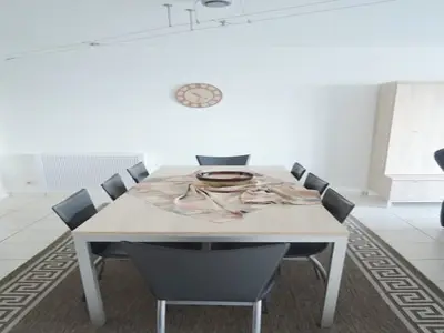 DiningRoom