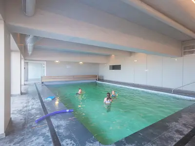 PoolOfHouse