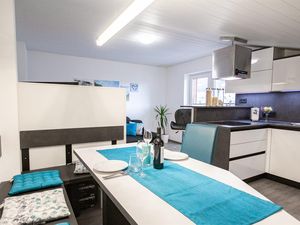 22295989-Ferienwohnung-6-Mieders-300x225-5