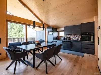 DiningRoom