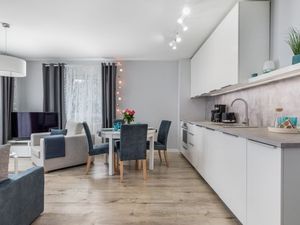 23328883-Ferienwohnung-4-Miedzywodzie-300x225-4