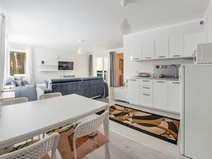 23999746-Ferienwohnung-6-Miedzywodzie-300x225-4