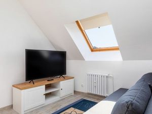 22472629-Ferienwohnung-8-Miedzyzdroje-300x225-5