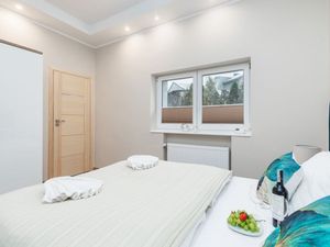 23552108-Ferienwohnung-6-Miedzyzdroje-300x225-2