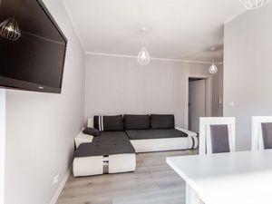 23878219-Ferienwohnung-4-Miedzyzdroje-300x225-5