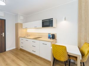 23878245-Ferienwohnung-3-Miedzyzdroje-300x225-4