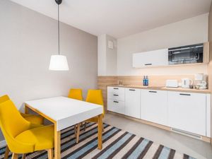 23878255-Ferienwohnung-4-Miedzyzdroje-300x225-2