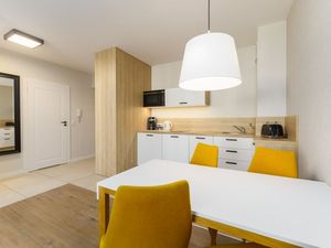 23914391-Ferienwohnung-4-Miedzyzdroje-300x225-3