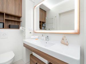 23983886-Ferienwohnung-4-Miedzyzdroje-300x225-5