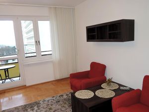 23898037-Ferienwohnung-2-Miedzyzdroje-300x225-1