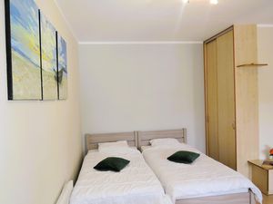 23875823-Ferienwohnung-4-Miedzyzdroje-300x225-4