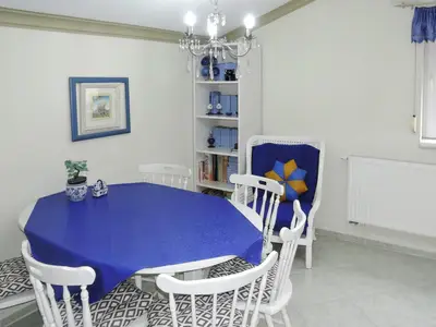 DiningRoom
