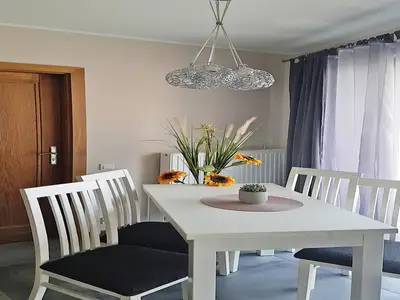 DiningRoom