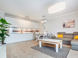 23983152-Ferienwohnung-1-Mielno-300x225-3