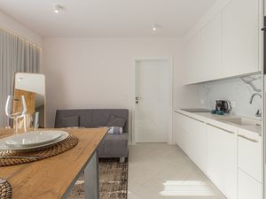 23983161-Ferienwohnung-4-Mielno-300x225-1