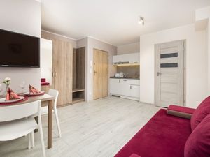 23891464-Ferienwohnung-2-Mielno-300x225-1