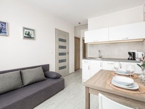 23891466-Ferienwohnung-2-Mielno-300x225-1