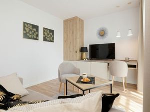 23269349-Ferienwohnung-2-Mielno-300x225-3