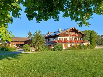 Ferienwohnung für 2 Personen (75 m²) in Miesbach 1/10
