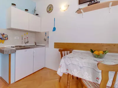 Ferienwohnung für 2 Personen (20 m²) in Miholašćica 9/10