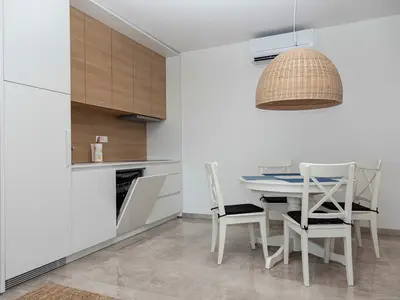 Ferienwohnung für 3 Personen (40 m²) in Milčetići 7/10