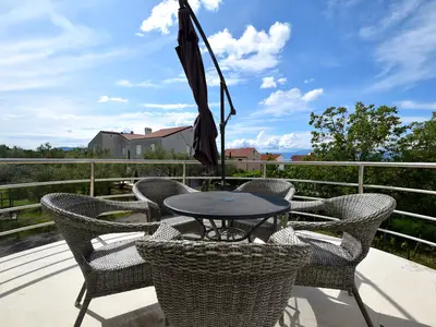 Ferienwohnung für 5 Personen (75 m²) in Milčetići 2/10