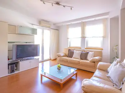 Ferienwohnung für 4 Personen (75 m²) in Milčetići 3/10