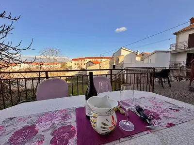 Ferienwohnung für 5 Personen (80 m²) in Milčetići 2/10