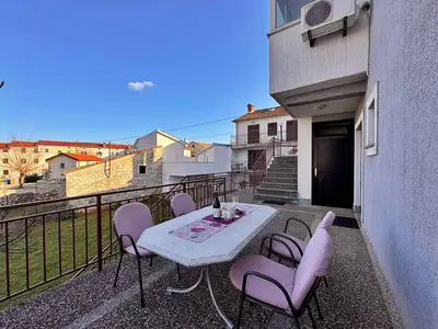 Ferienwohnung für 5 Personen (80 m²) in Milčetići 3/10
