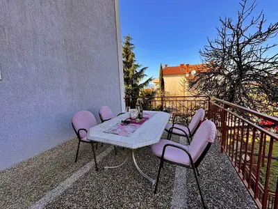 Ferienwohnung für 5 Personen (80 m²) in Milčetići 4/10