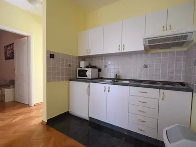 Ferienwohnung für 5 Personen (75 m²) in Milčetići 6/10