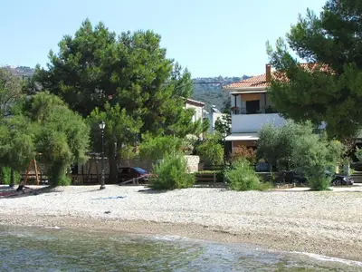 Litsa Haus Lage