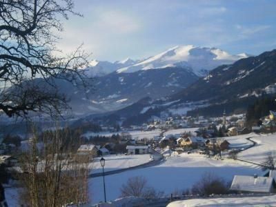 Direkte Umgebung des Objekts. Winterbild