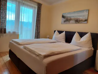 Zimmer mit Boxspringbetten